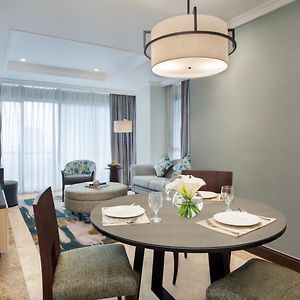 Kamar king executive dua-kamar tidur