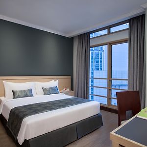 Kamar king premium dua-kamar tidur